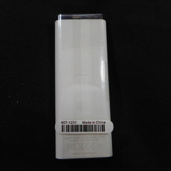 New Apple Remote Control for Apple TV/Mac A1156 - Sealed! - Picture 2 of 2